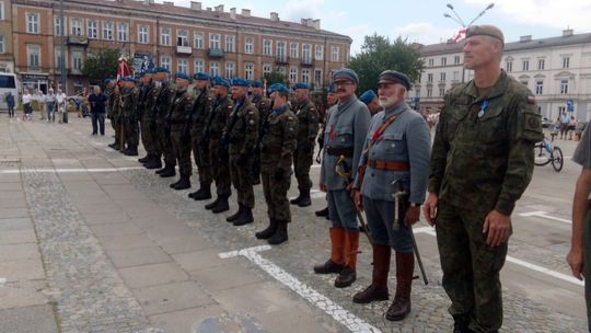 Kadrówka wkroczyła do Kielc