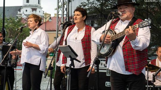 Kapela z "miasta cudów" grała dla ostrowczan