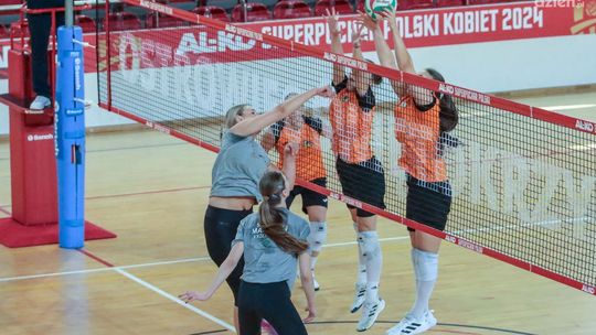 Karpaty PANS Krosno wygrywają Ostrowiec Cup