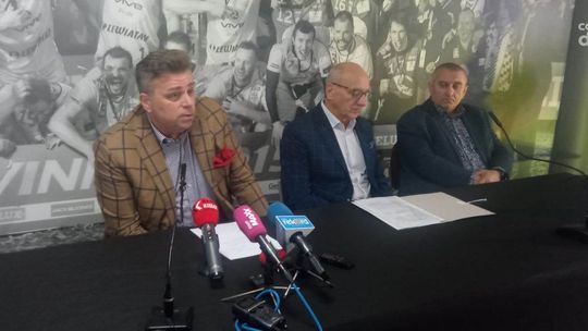 Kibice zaniepokojeni sytuacją w Łomża Industria Kielce.