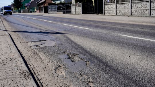 Kielce kontynuują walkę z dziurami. Ruszają kolejne remonty ulic Kielce kontynuują walkę z dziurami. Ruszają kolejne remonty ulic