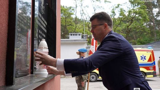 Kielczanie oddali hołd kieleckim artylerzystom