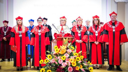 Kielecki uniwersytet uroczyście zainaugurował nowy rok akademicki