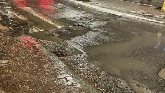 Kieleckie drogi dziurawe jak sito