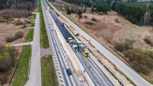 Kierowcy pojadą nowym fragmentem obwodnicy Morawicy. Zmiany w organizacji ruchu na DK73 Kierowcy pojadą nowym fragmentem obwodnicy Morawicy. Zmiany w organizacji ruchu na DK73
