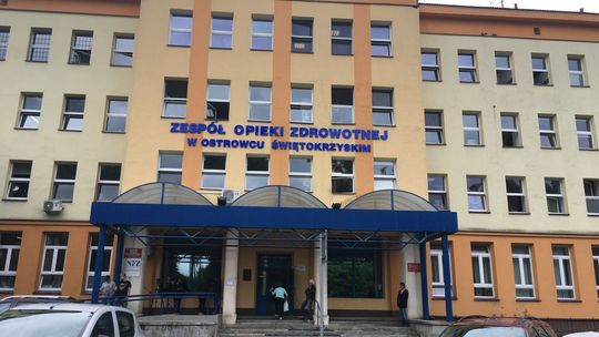 Kobieta wyskoczyła z okna szpitala. Jej życia nie udało się uratować