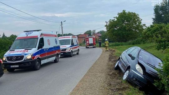 Kobieta z dzieckiem w rowie. Wypadek w Pliskowoli