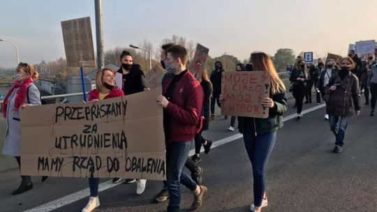 Kobiety protestowały. Była blokada ronda i strajk w Rynku
