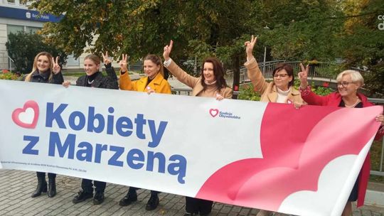 Kobiety z Marzeną. Parlamentarzystki wspierają Marzenę Okłę-Drewnowicz