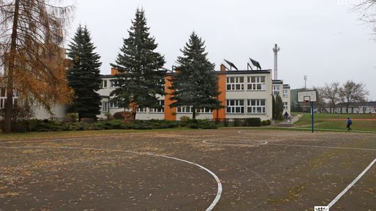 Kolejna kielecka szkoła będzie miała nowe boiska