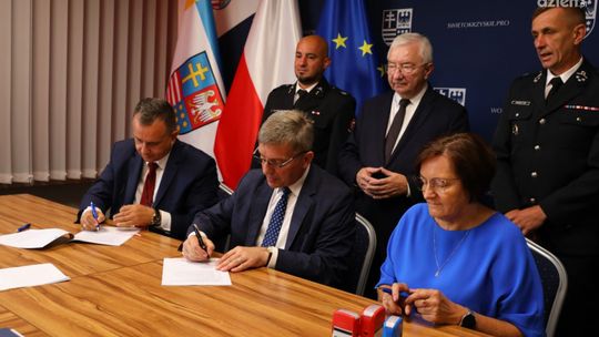 Kolejne straże pożarne otrzymały fundusze na zakup wozów i sprzętu