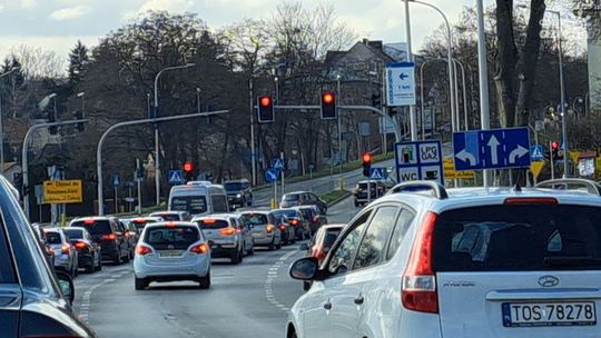 Kolejne utrudnienia na ulicach Ostrowca