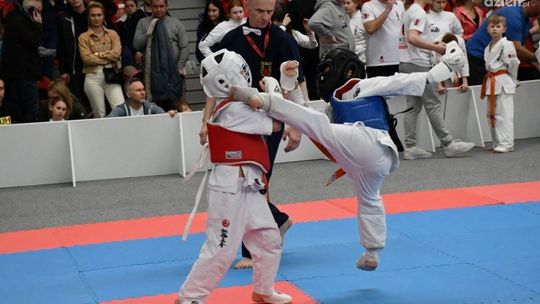 Kolejny, wielki sukces zawodników Klubu Karate Morawica