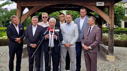 Koleżeński Sąd Dyscyplinarny zdecydował. Kryj, Lipiec i Cieślak poza PiS