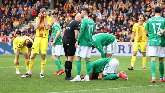 Komplet publiczności, otwarcie wyniku i pierwsza porażka na wiosnę. Korona przegrywa "Świętą Wojnę"