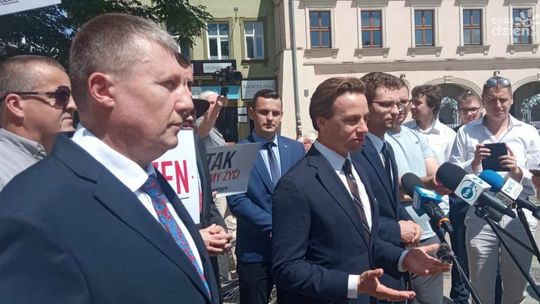 Konfederacja odkrywa wyborcze karty w świętokrzyskiem