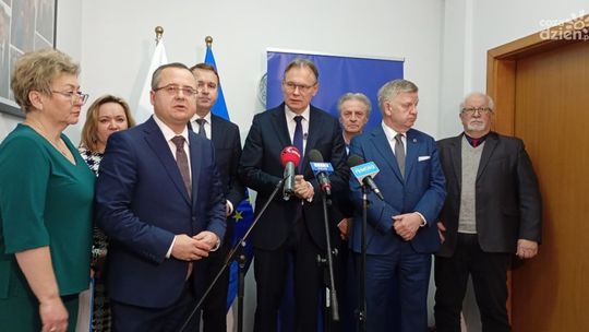 Konferencja PiS w Kielcach: Mercosur zagrożeniem dla rolnictwa, Siarkopol pominięty przy kluczowych inwestycjach