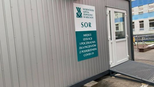 Kontenery zastąpią namioty - nowe izolatorium przed WSZ w Kielcach