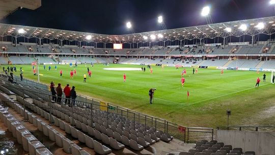 Korona czeka na swoje pierwsze zwycięstwo. Na przeszkodzie stanie Śląsk Wrocław Korona czeka na swoje pierwsze zwycięstwo. Na przeszkodzie stanie Śląsk Wrocław