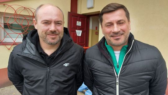 Korona II i Star czyli cios za cios