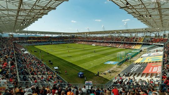 Korona Kielce z rekordowymi przychodami. Klub awansował w rankingu „Finansowej Ekstraklasy”
