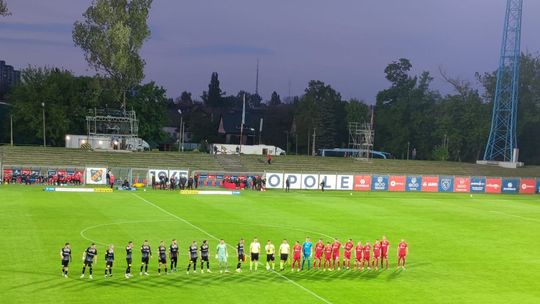 Korona rozbita w Opolu. Kielczanom pozostają baraże