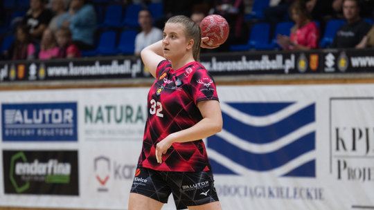 „Koroneczki” nie zwalniają tempa i odnoszą piąte zwycięstwo! Korona Handball Kielce 33:27 Sambor Tczew
