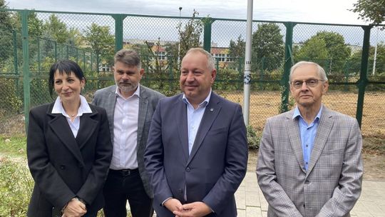 Kort tenisowy na osiedlu Ogrody w budowie