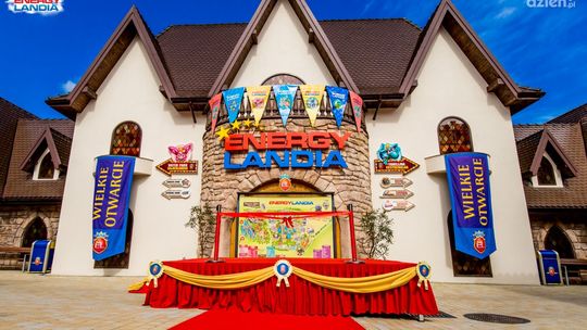Krajowa turystyka na światowym poziomie! 
Wiemy, jak kupić bilety w dobrej cenie. Kierunek Energylandia!