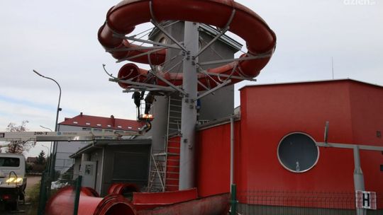 Kryta Pływalnia "Koral" w Morawicy przechodzi gruntowną termomodernizację Kryta Pływalnia "Koral" w Morawicy przechodzi gruntowną termomodernizację