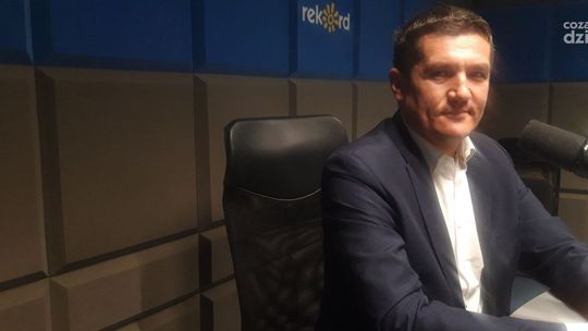 Krzysztof Tworek: Gmina Obrazów jabłkiem się toczy