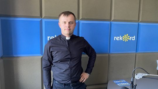 ks. P. Sołdyga: Integracja i dobra zabawa przyświecać będzie ożarowskiemu Motopiknikowi