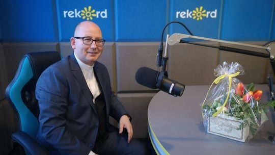 ks. Robert Utnik: Oferujemy wiele nowości dla przyszłych uczniów Katolickiego Liceum Ogólnokształcącego  