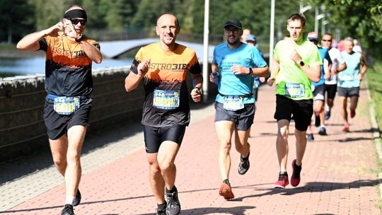 Kutera oraz Sokół i Hamera najszybsi na mecie 5. rundy XII MosirGutwinRun 2024