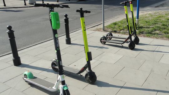 L. Kudas i kom. D. Kowalski: Przepisy dotyczące hulajnóg elektrycznych zostały sprecyzowane i należy ich przestrzegać