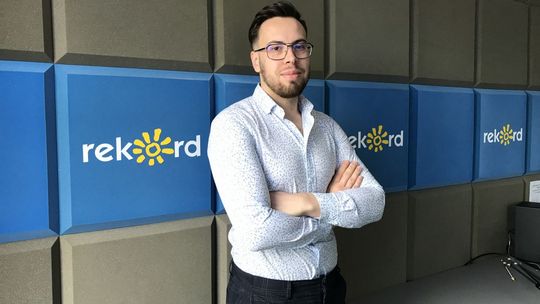 Ł. Sarna: Dzięki programowi "Czyste Powietrze" właściciele budynków mieszkalnych mogą zmniejszyć koszty  związane ze zmianą systemu ogrzewania czy termomodernizacji 