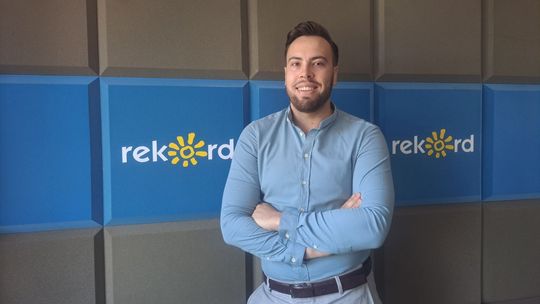 Ł. Sarna: Nowa wersja programu "Czystego Powietrza Plus" daje nowe korzyści beneficjentom
