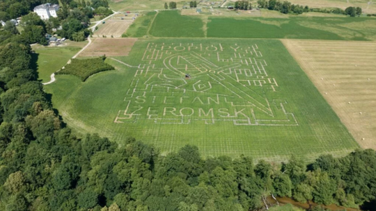 Labirynt w kukurydzy już otwarty! Tym razem w kształcie miecza 