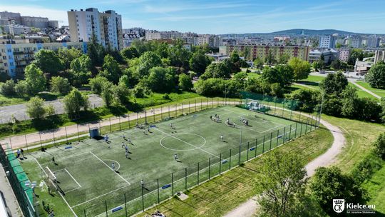 „Lato w mieście” w Kielcach. Bogata oferta warsztatów, kultury i sportu na wakacje