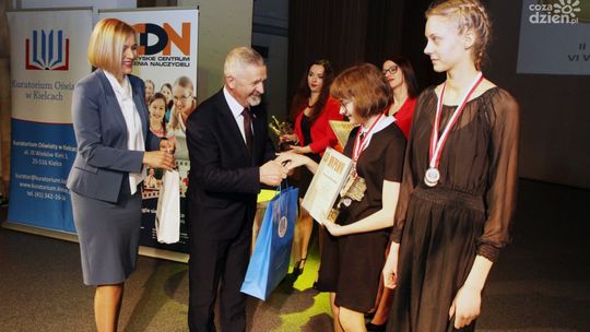 Laureaci konkursów przedmiotowych nagrodzeni