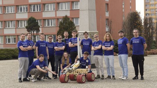 Łazik marsjański przygotowany przez kieleckich studentów weźmie udział w prestiżowych zawodach w USA Łazik marsjański przygotowany przez kieleckich studentów weźmie udział w prestiżowych zawodach w USA