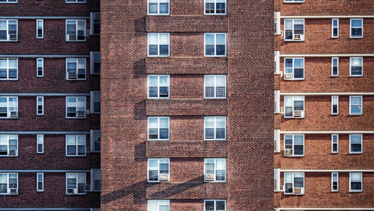 Licytacje komornicze w dolnośląskim – procedura krok po kroku