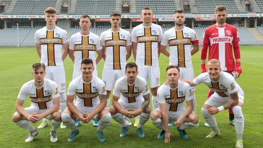 ŁKS Probudex Łagów zagra ze spadkowiczem. Tomasovia pożegna się na własnym stadionie z trzecią ligą
