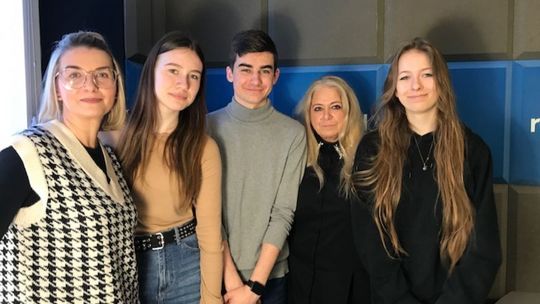 M. Borzym, J. Walczak, O. Misiurska, W.Biernacka. M. Kwiatkowski: Nasz wolontariat jest nietypowy, tak jak kalendarz nietypowych świąt 