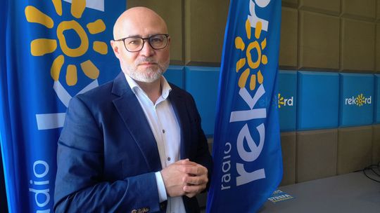 M. Łata: prawie 900 osób rozpocznie naukę w szkołach prowadzonych przez powiat ostrowiecki