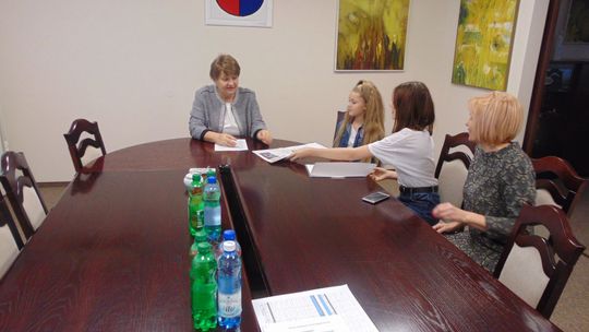 Marzena Dębniak w ogniu pytań młodych dziennikarek 