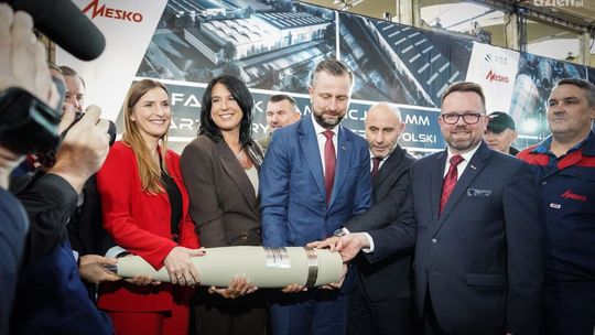 MESKO S.A.: Rok Rekordów, Inwestycji i Globalnych Kontraktów