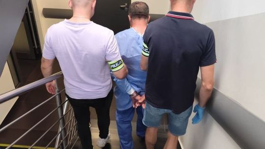 Mężczyzna próbował zastrzelić żonę z broni palnej