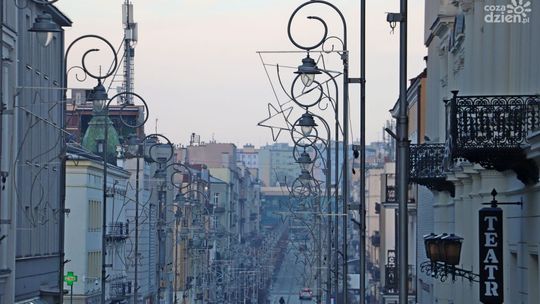 Miasto rozbłyska świątecznym blaskiem