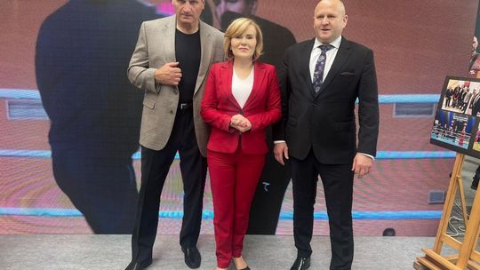 Międzynarodowe Targi Branży Bokserskiej otwarte! Znani pięściarze zawitali do Kielc